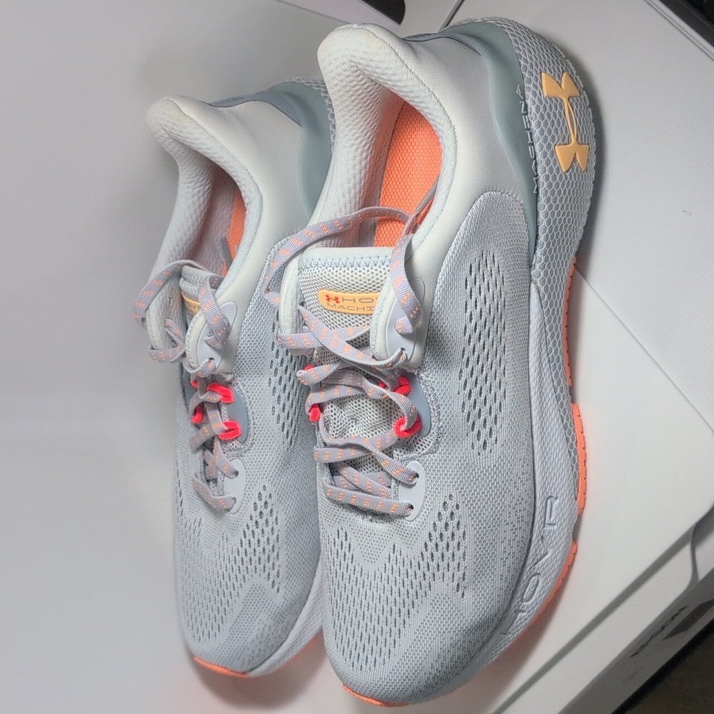 Under Armour light grey and coral Running Shoes
